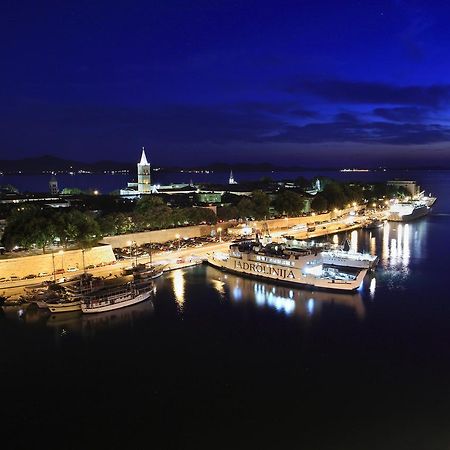 Main Street Studio And Rooms Zadar Bagian luar foto