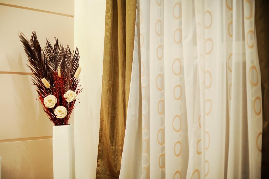Main Street Studio And Rooms Zadar Bagian luar foto